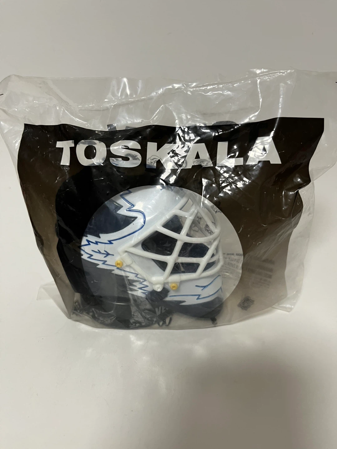 McDonald's 2009 NHL Hockey Premium Toskala Mask - photo 3