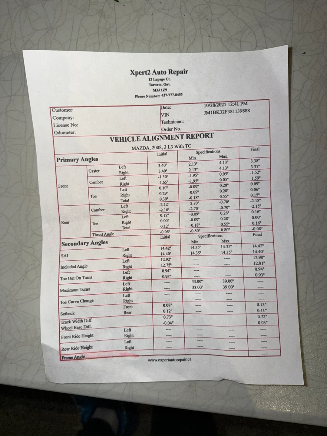 Mazda 3 Sedan - Red image indicator(10)