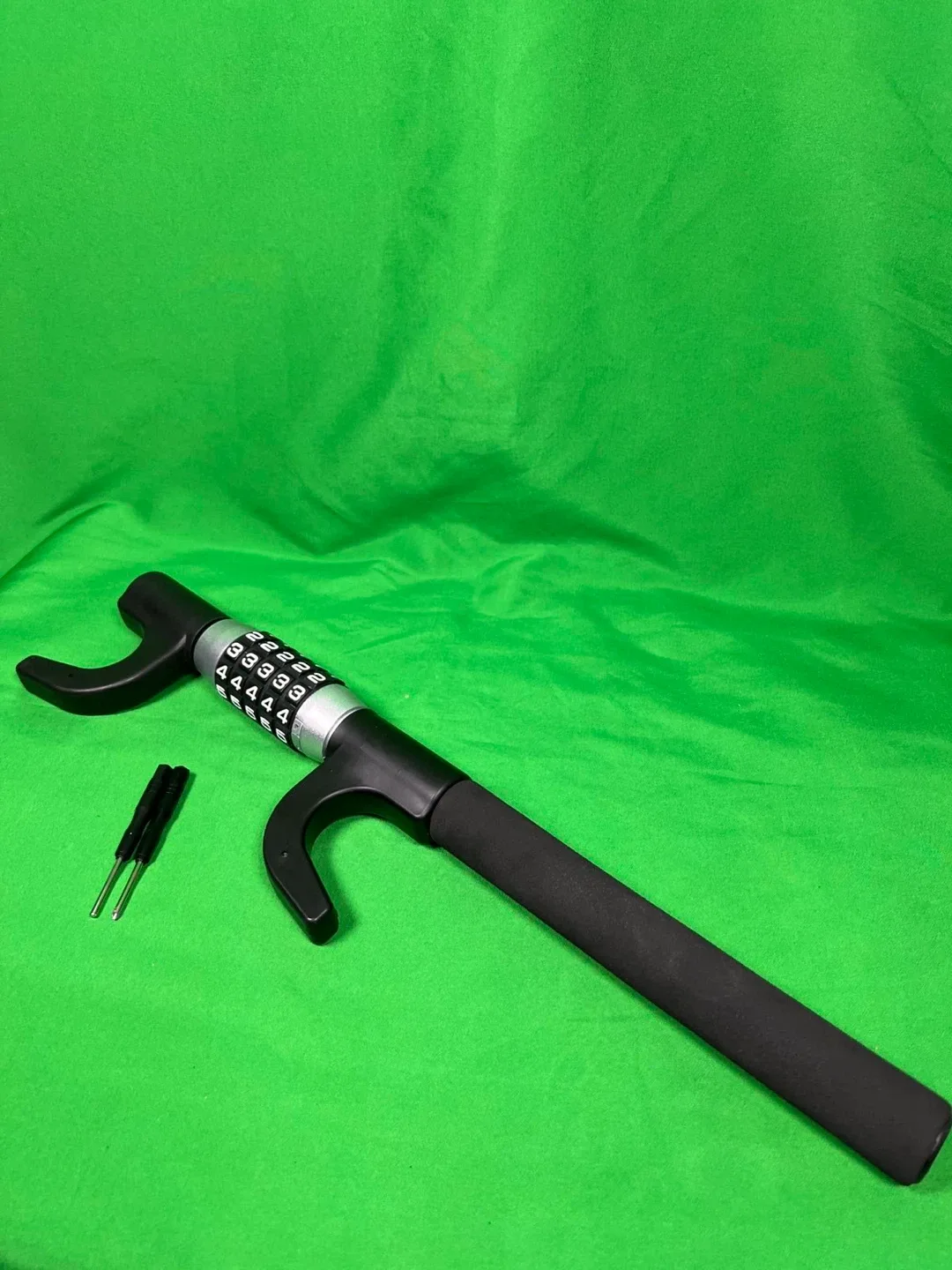 Anti-Theft Steering Wheel Lock with Combination image indicator(2)