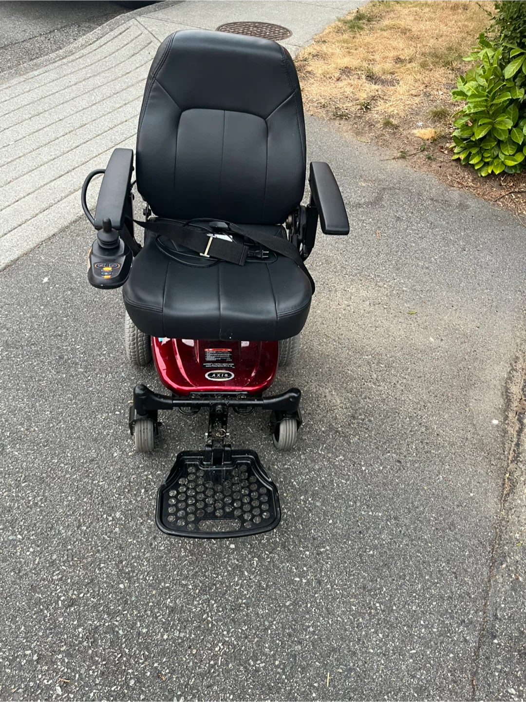 Electric transport wheelchair - photo 4