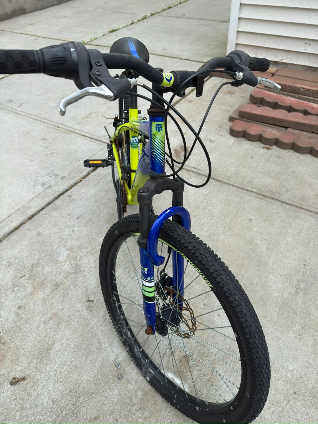 Bike - Blue & Yellow - photo 3