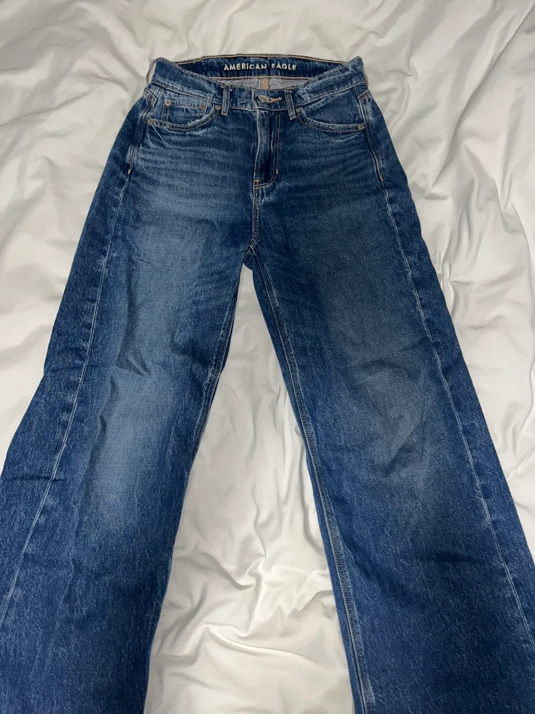 American Eagle Jeans - Size 0 image indicator(2)