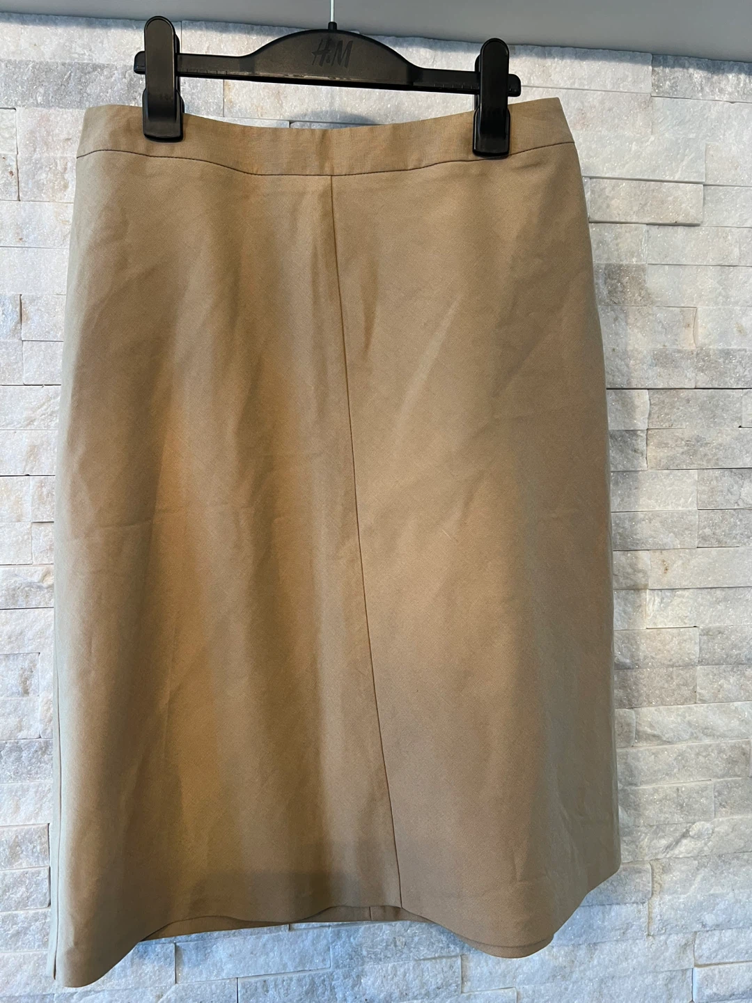 Skirt (Size 9-10) New Condition