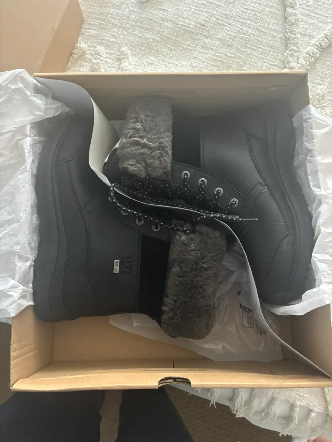 UGG W Zaylee Black Boots - Women's Size 8 image indicator(2)