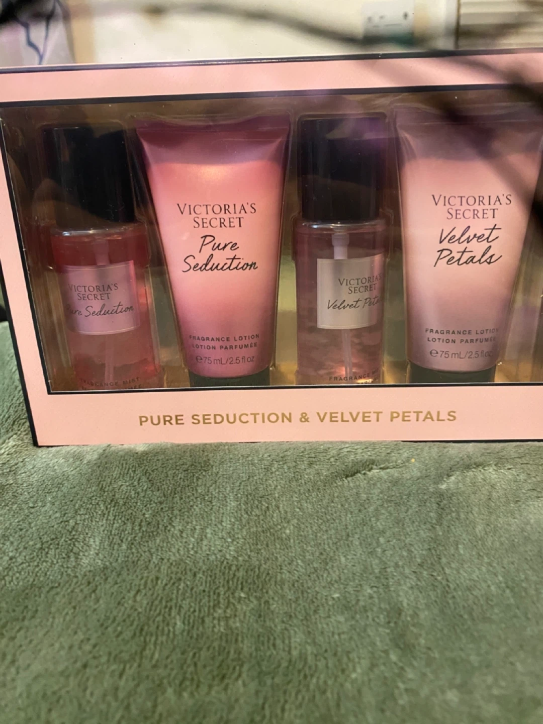 Victoria's Secret Pure Seduction & Velvet Petals Set - photo 3