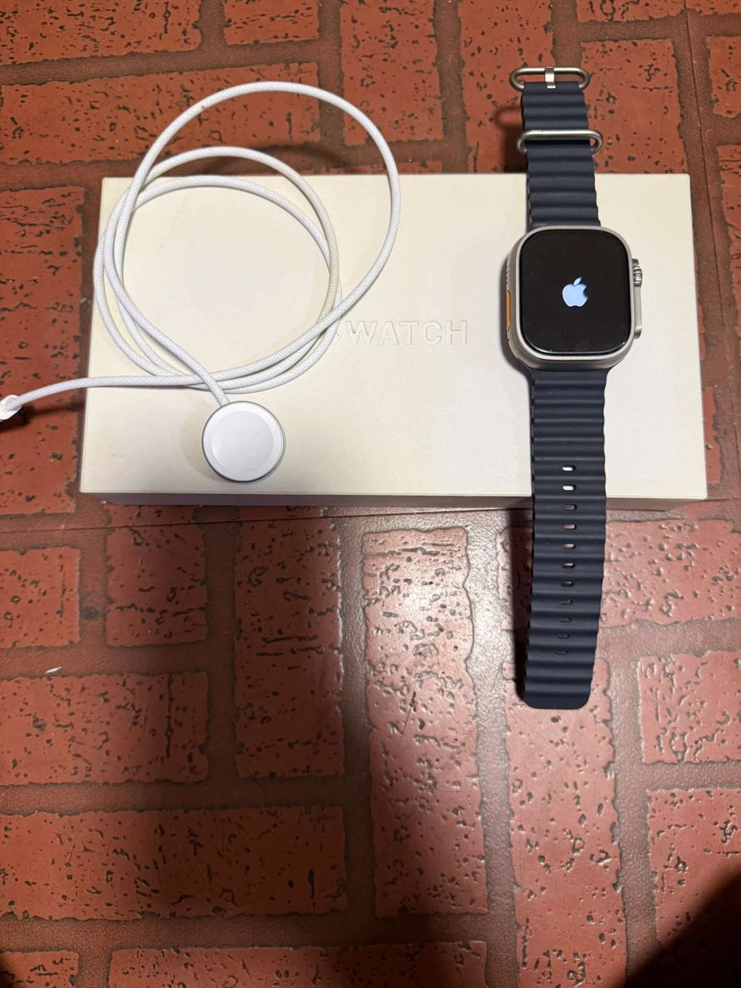 Apple Watch Ultra 49mm Titanium Case + Bands - photo 2