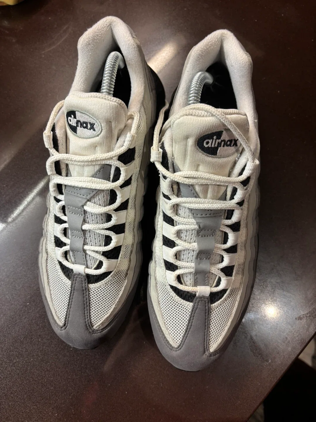 Nike Air Max 95 Grey/White Sneakers image indicator(2)