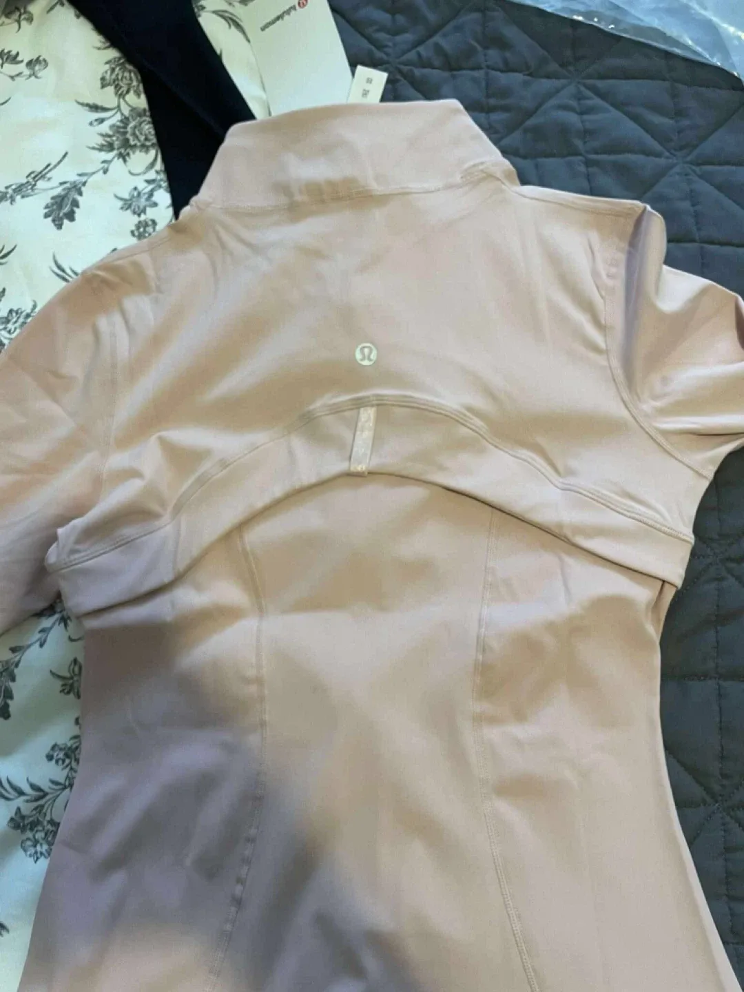 New Lululemon Define Jacket Size 2 image indicator(6)