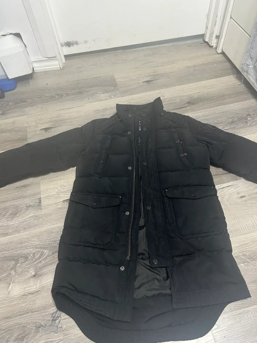 Moose Knuckles Down Parka - Size M/M image indicator(5)