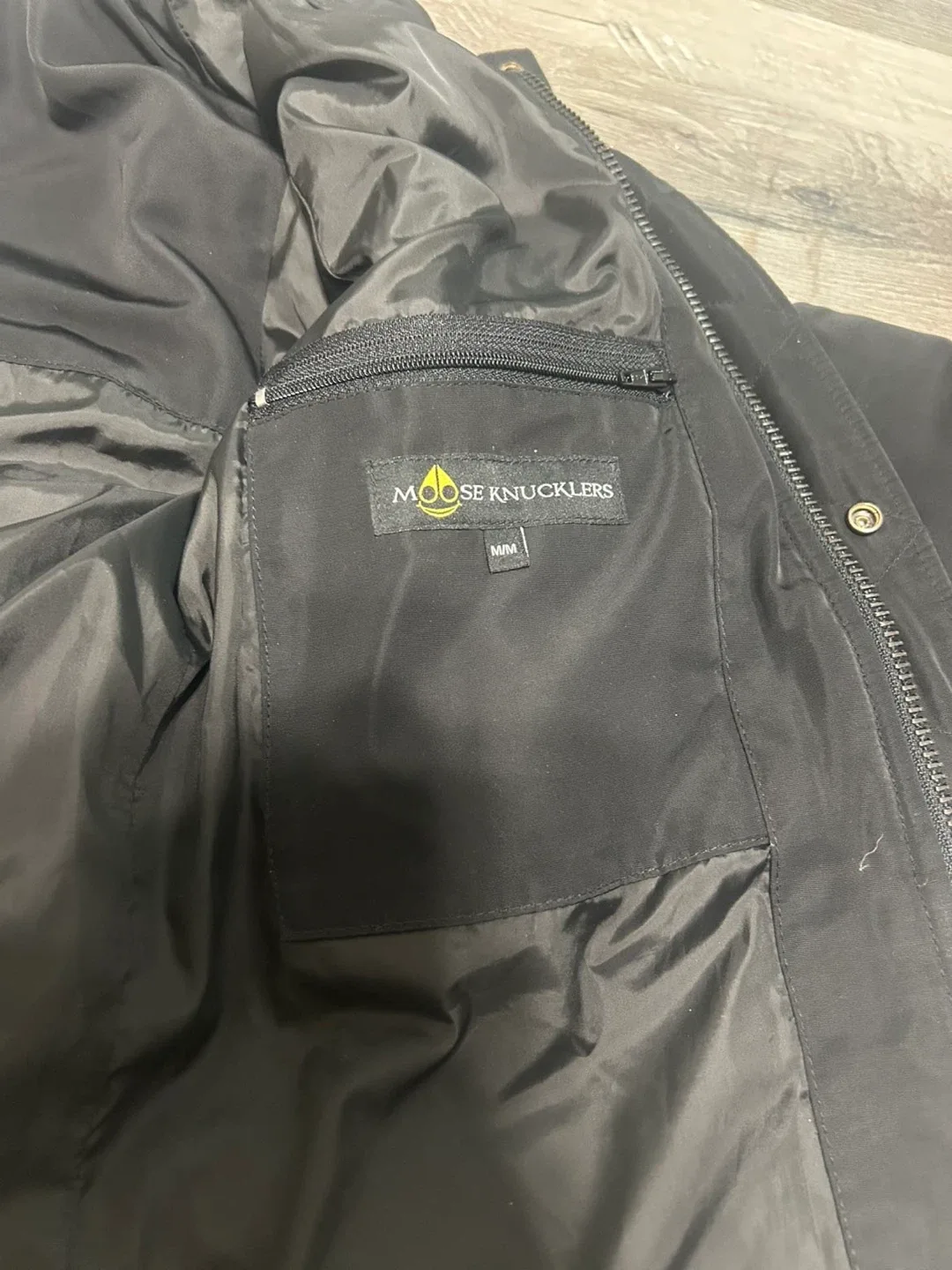 Moose Knuckles Down Parka - Size M/M image indicator(2)