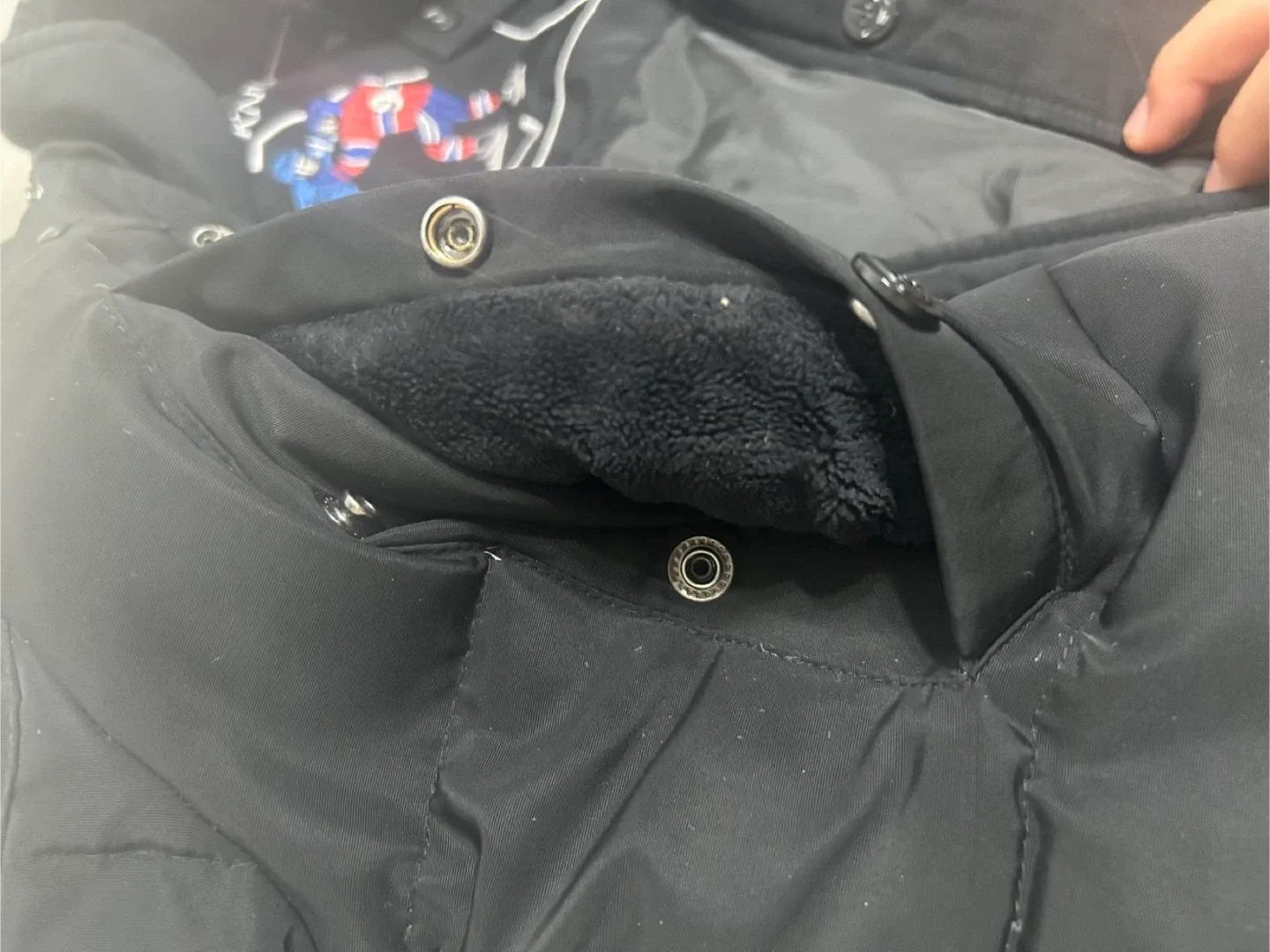 Moose Knuckles Down Parka - Size M/M image indicator(8)