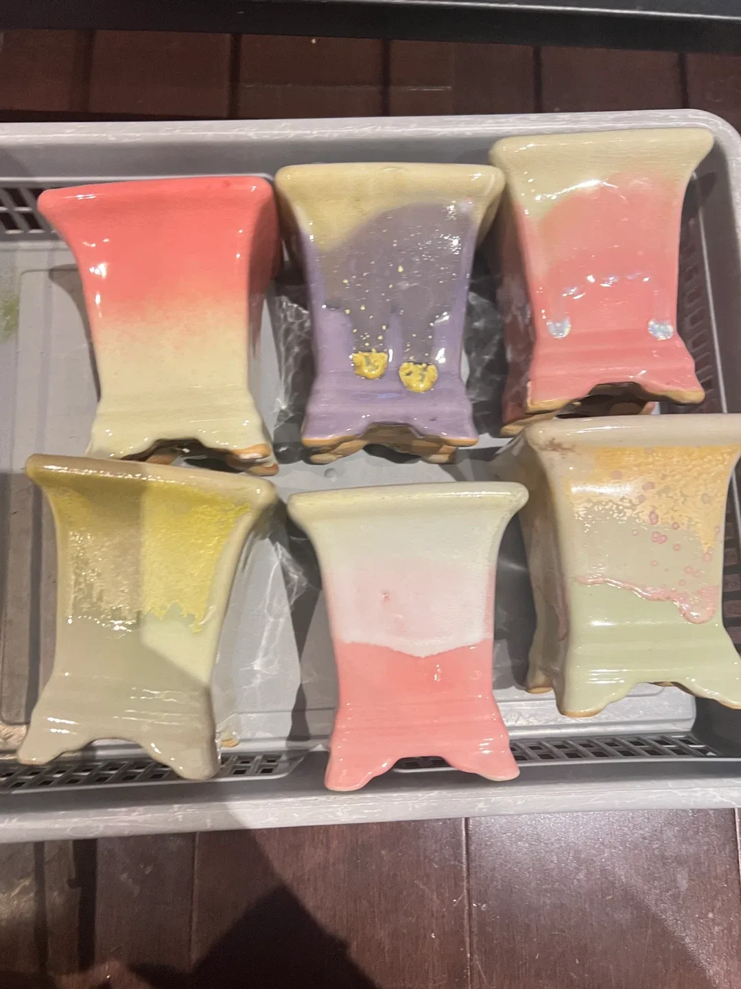 Assorted Decorative Ceramic Plant Pots $2-$4 each image indicator(3)