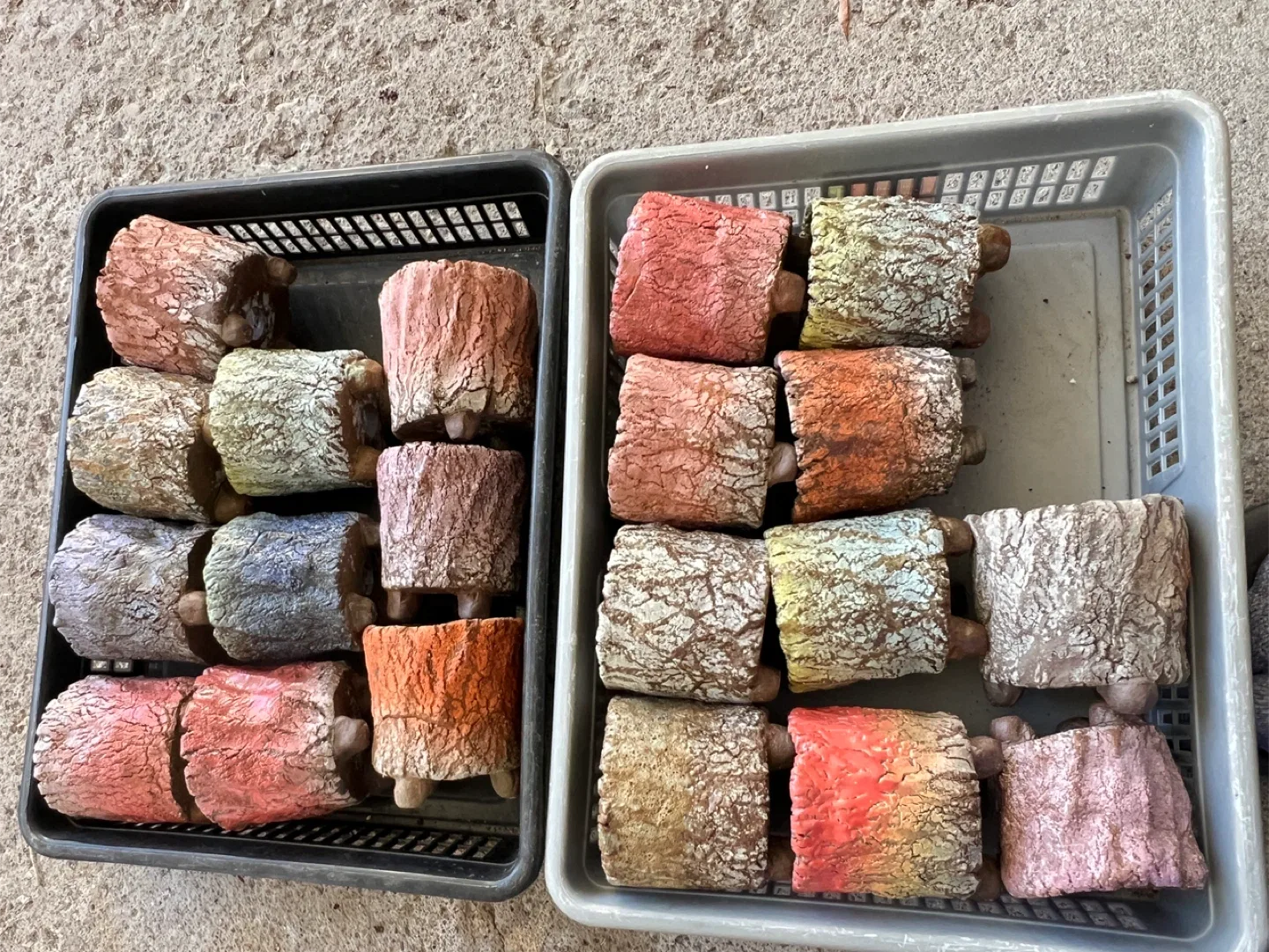 Assorted Decorative Ceramic Plant Pots $2-$4 each image indicator(2)