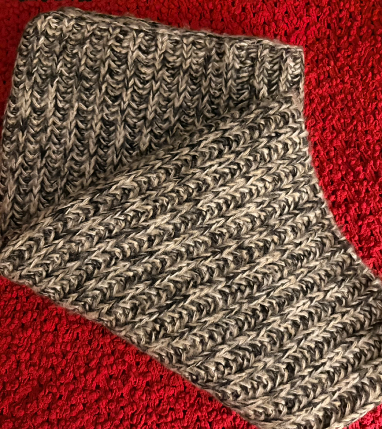 Knitted Scarves - photo 3
