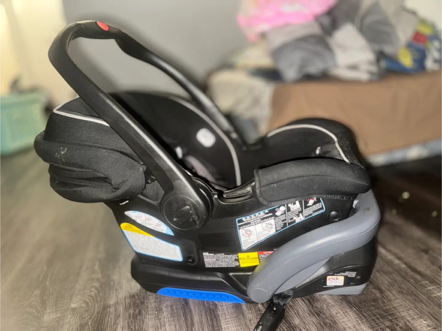 Click Connect SnugRide SnugLock 35 DLX Infant Car Seat