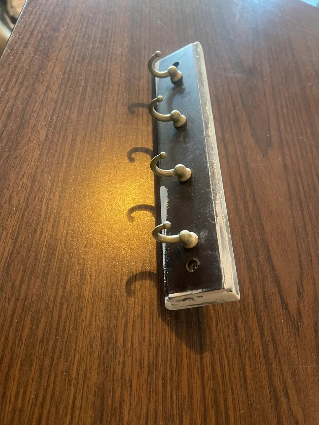 Wooden Key Rack with 4 Hooks image indicator(2)