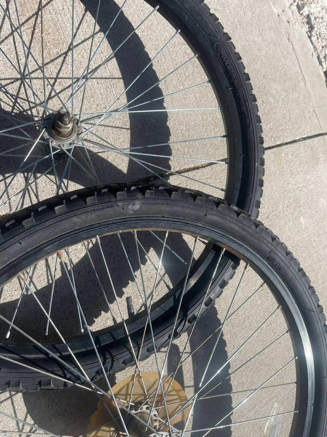 Pair of Bike Wheels - photo 2
