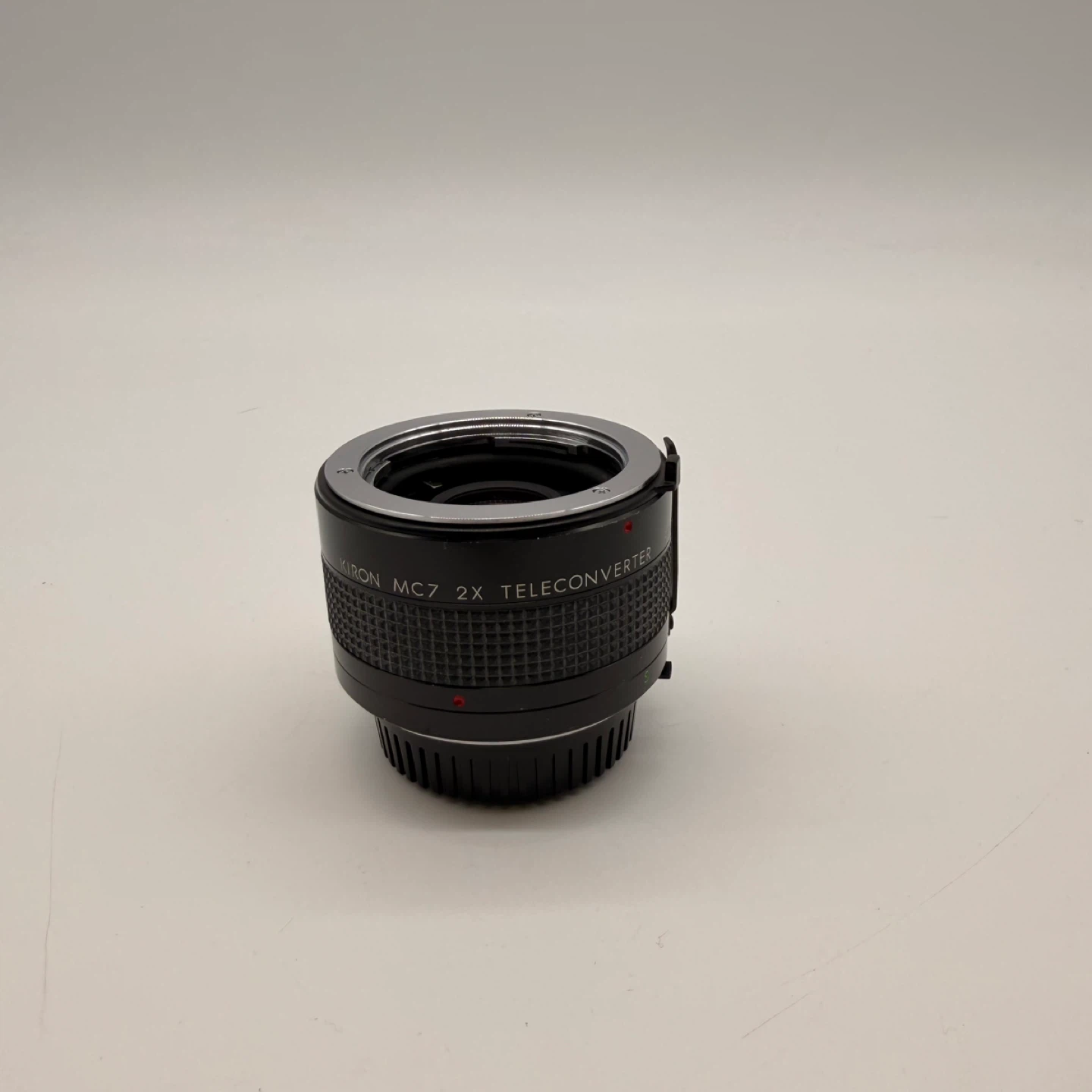 Kiron MC7 2x Teleconverter – Minolta MD Mount – Made in Japan - photo 2
