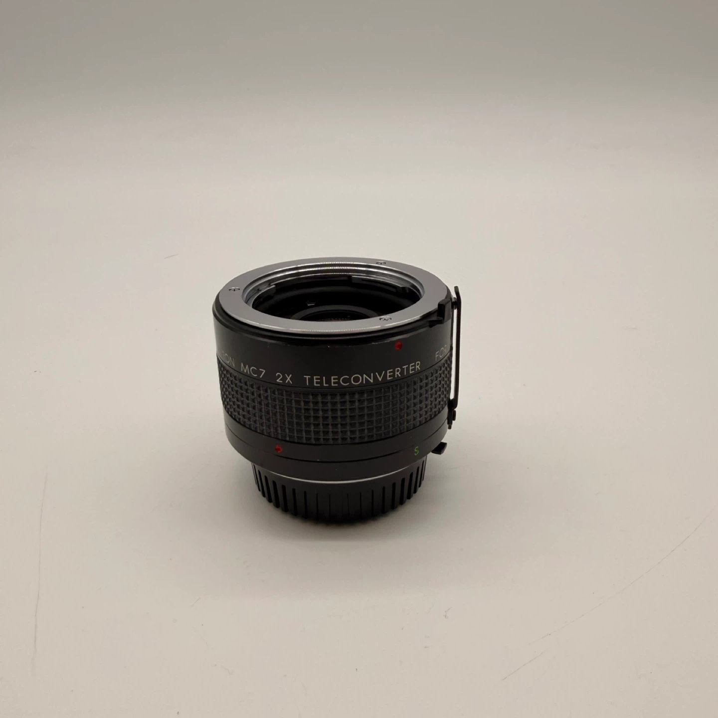 Kiron MC7 2x Teleconverter – Minolta MD Mount – Made in Japan