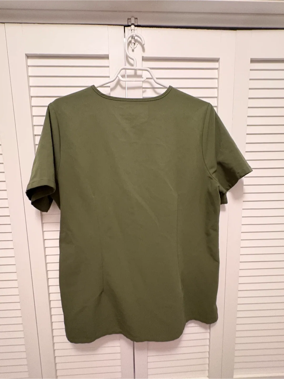 Figs Casma Three-Pocket Scrub Top Women’s Large image indicator(3)