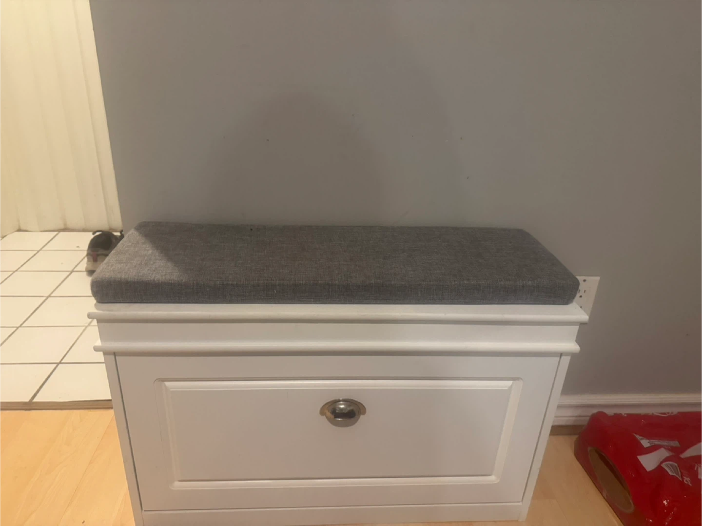 White Shoe Storage Bench with Grey Cushion