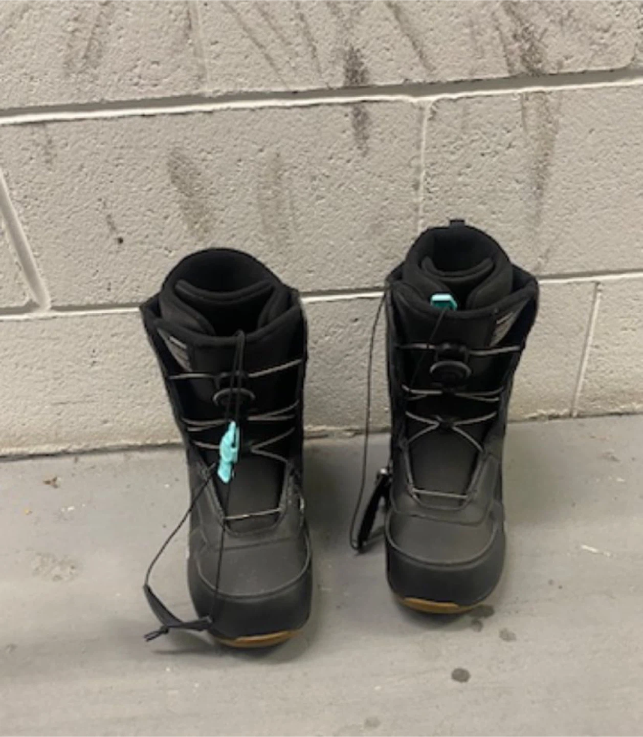 K2 Men's Snowboard Boots - Size 9