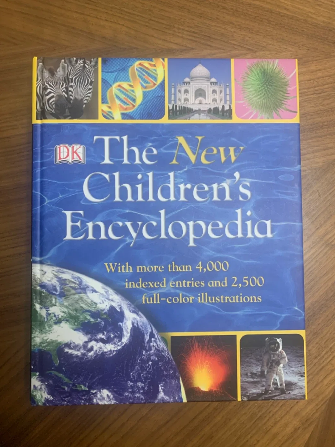 The New Children's Encyclopedia - DK thumbnail