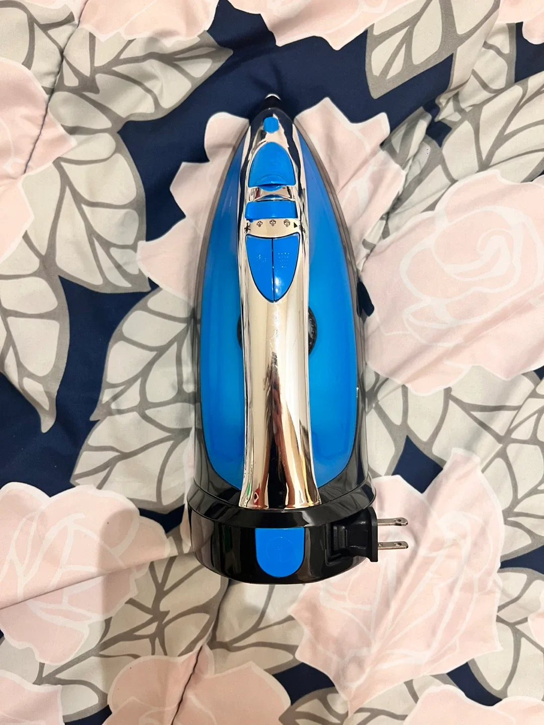 Sunbeam Steam Iron - Blue & Black image indicator(2)