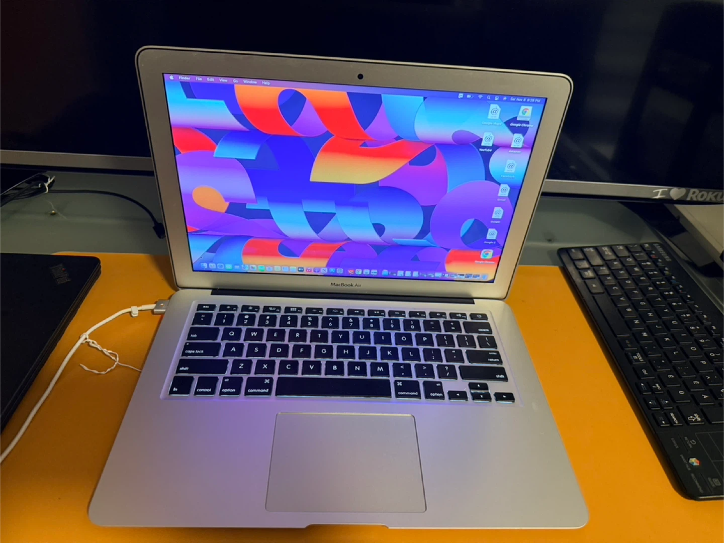 Apple MacBook Air 13-inch (2017) - photo 2