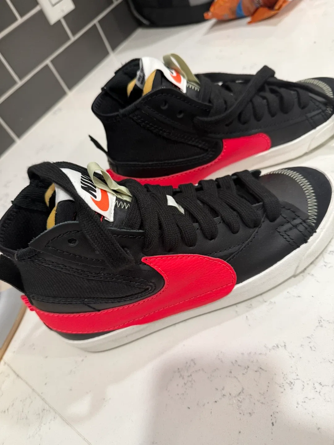 Nike Blazer Mid '77 Black/Red - Size 8 thumbnail