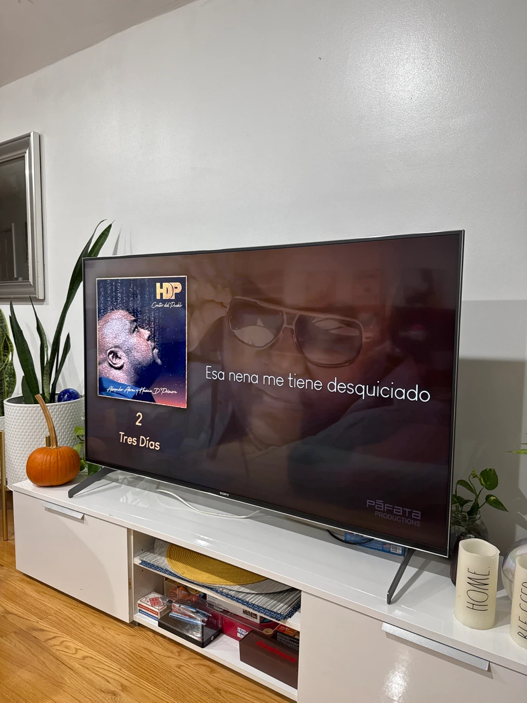 TV stand - photo 2