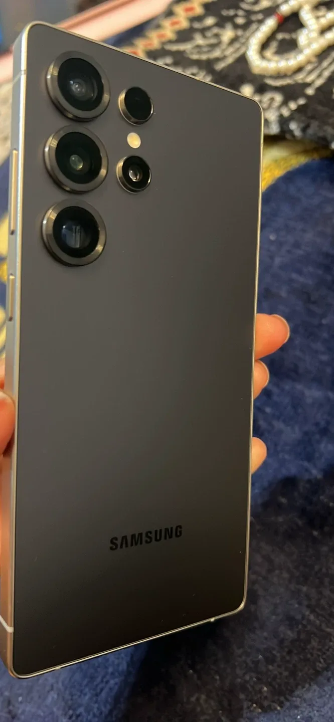 Samsung Galaxy S23 Ultra - Phantom Black image indicator(3)