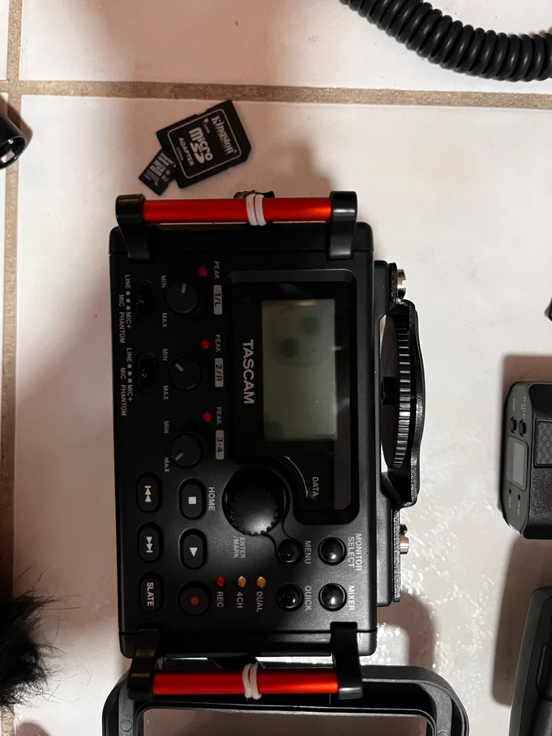 Location recording kit: Tascam, Rode, Audio-Technica image indicator(6)