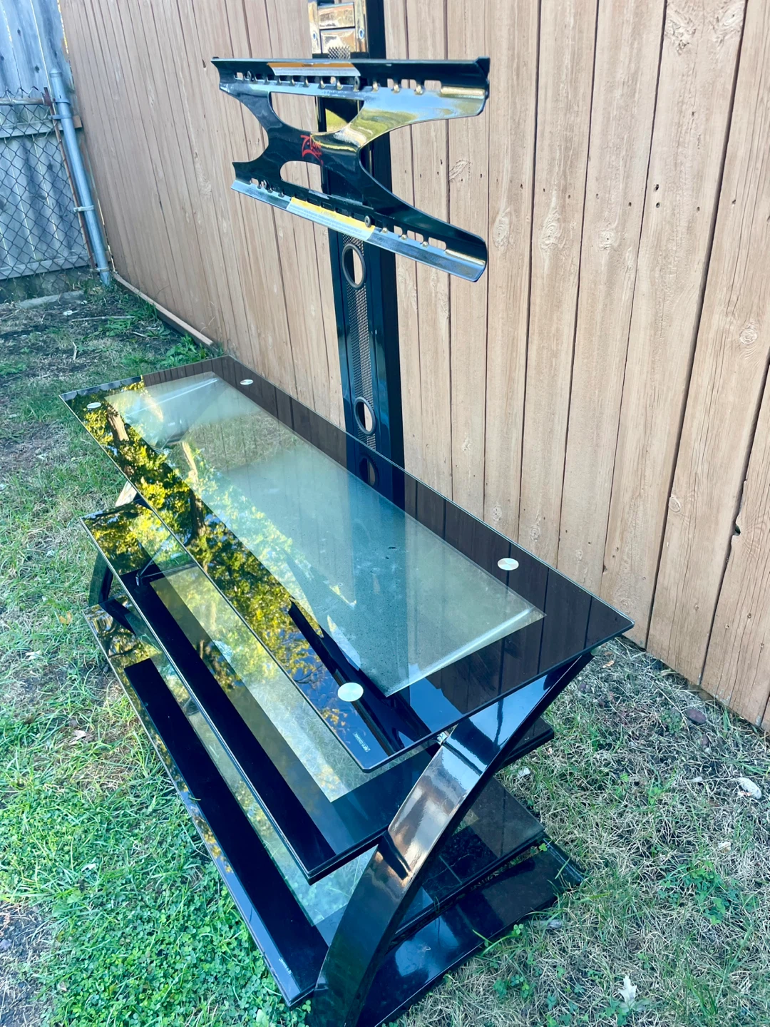 Z-Line Designs TV Stand with Mount - photo 2