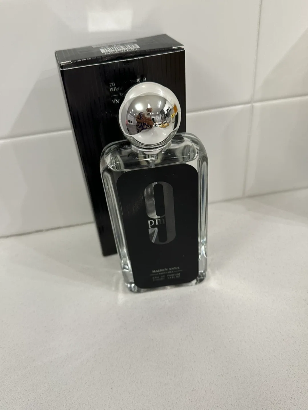 Man’s perfume image indicator(5)
