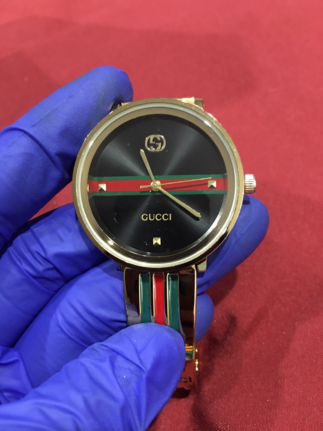 Gucci 7308 Ladies Watch - Gold Tone