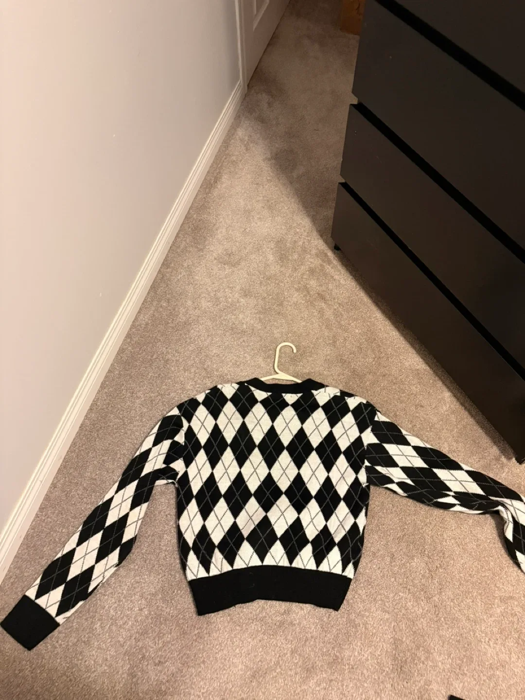 PLT Pattern Cardigan image indicator(2)