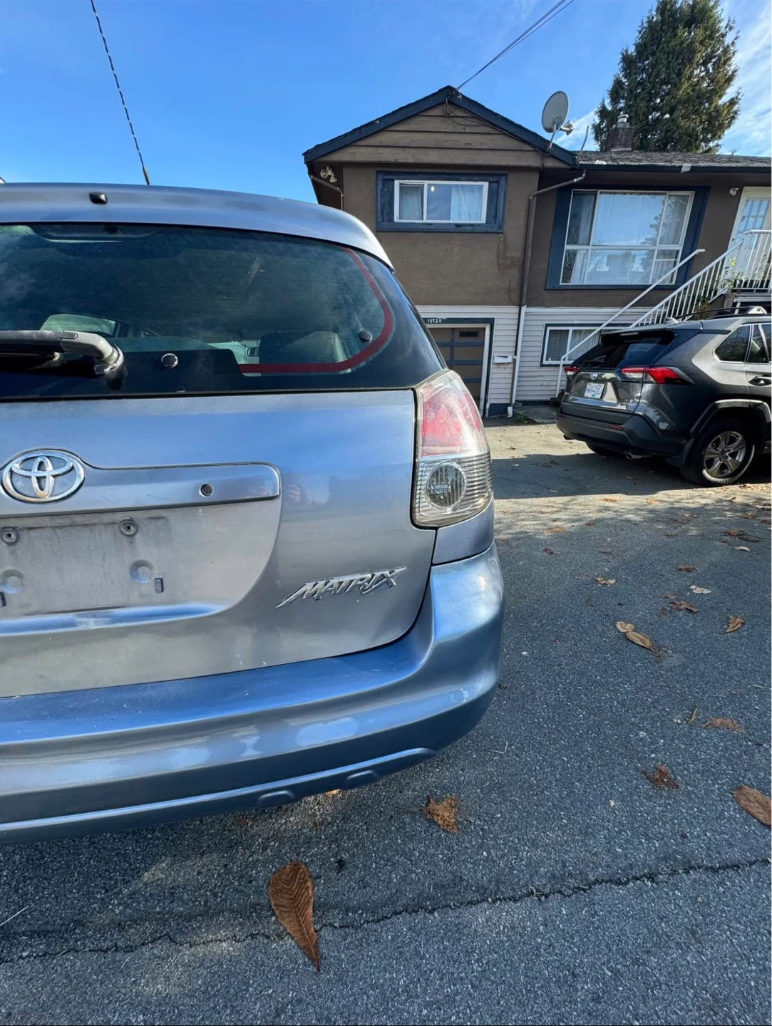 Toyota Matrix Hatchback - Great Condition! - photo 5