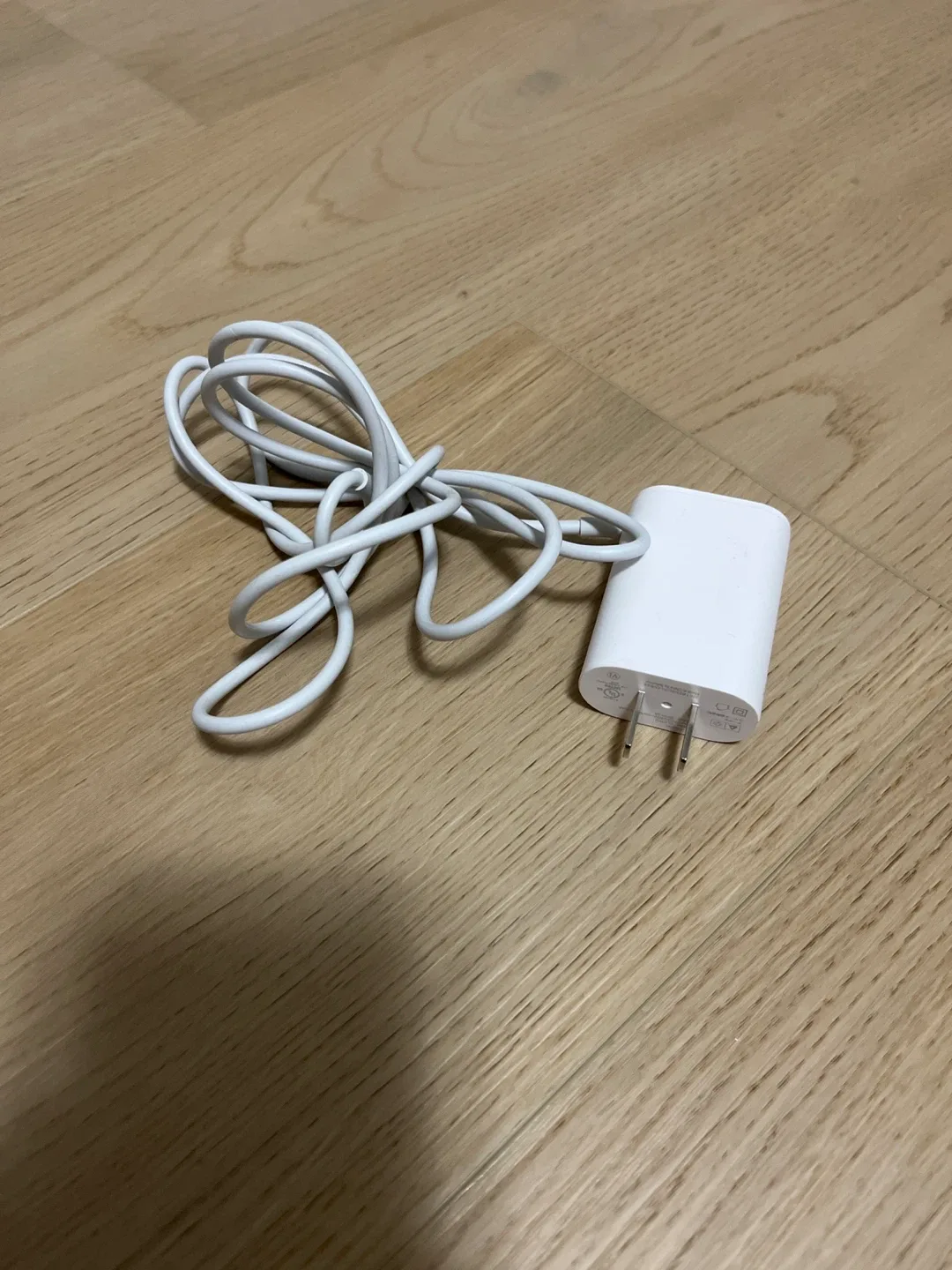 JBL Flip 5 Black Portable Bluetooth Speaker image indicator(3)