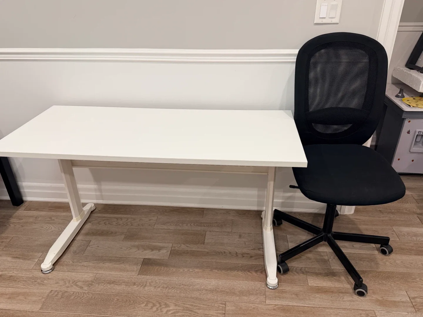 Adjustable Height work Desk+ IKEA Chair image indicator(9)