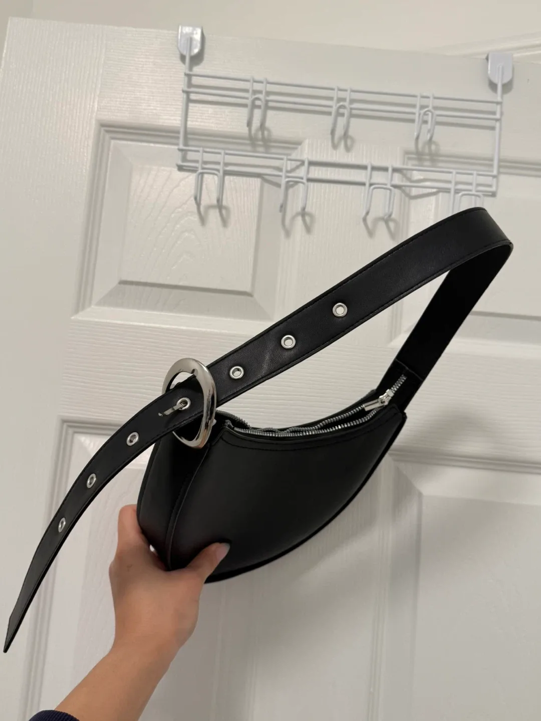 Black Shoulder Bag image indicator(2)