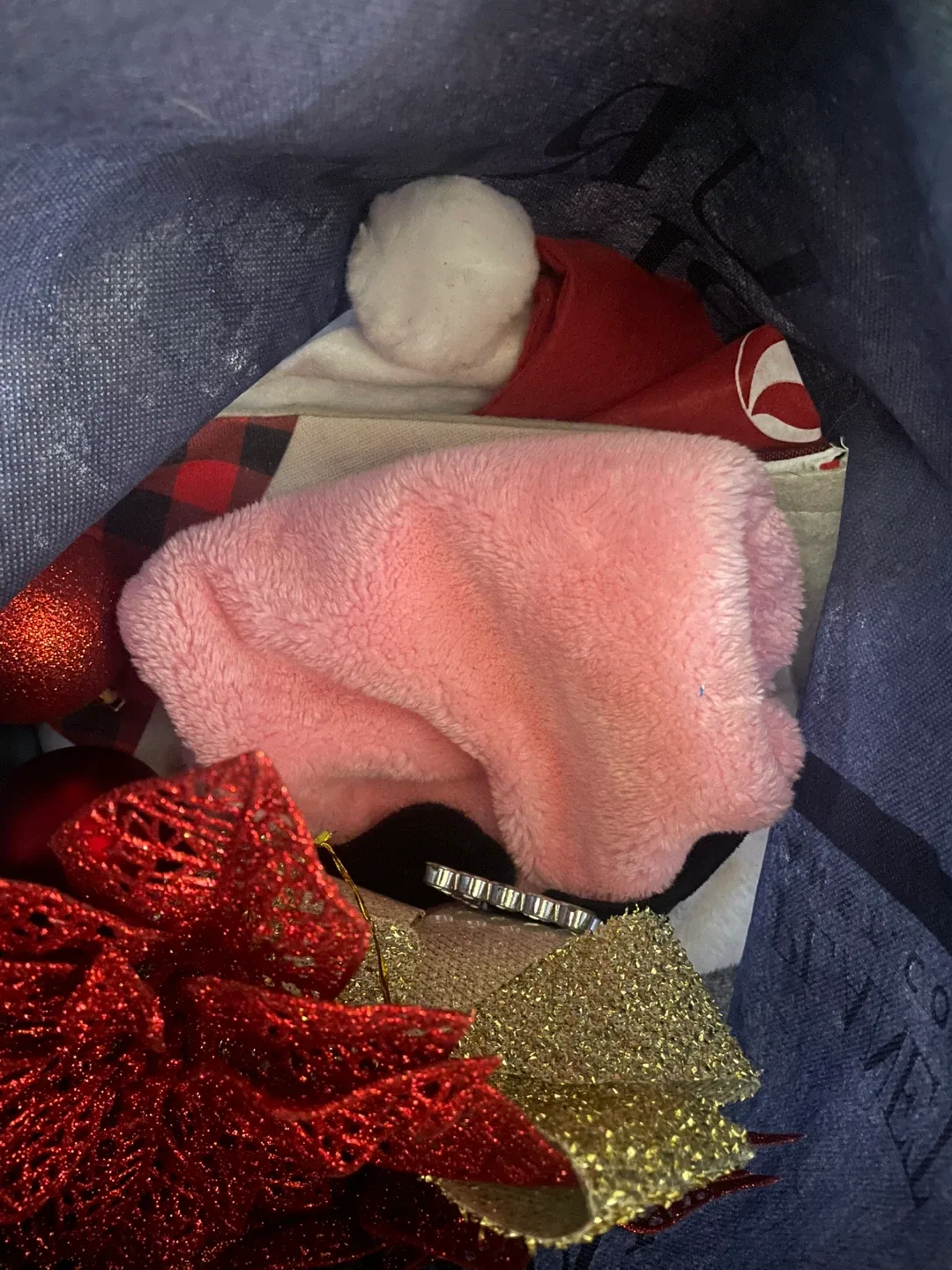 Miscellaneous Christmas decorations image indicator(2)