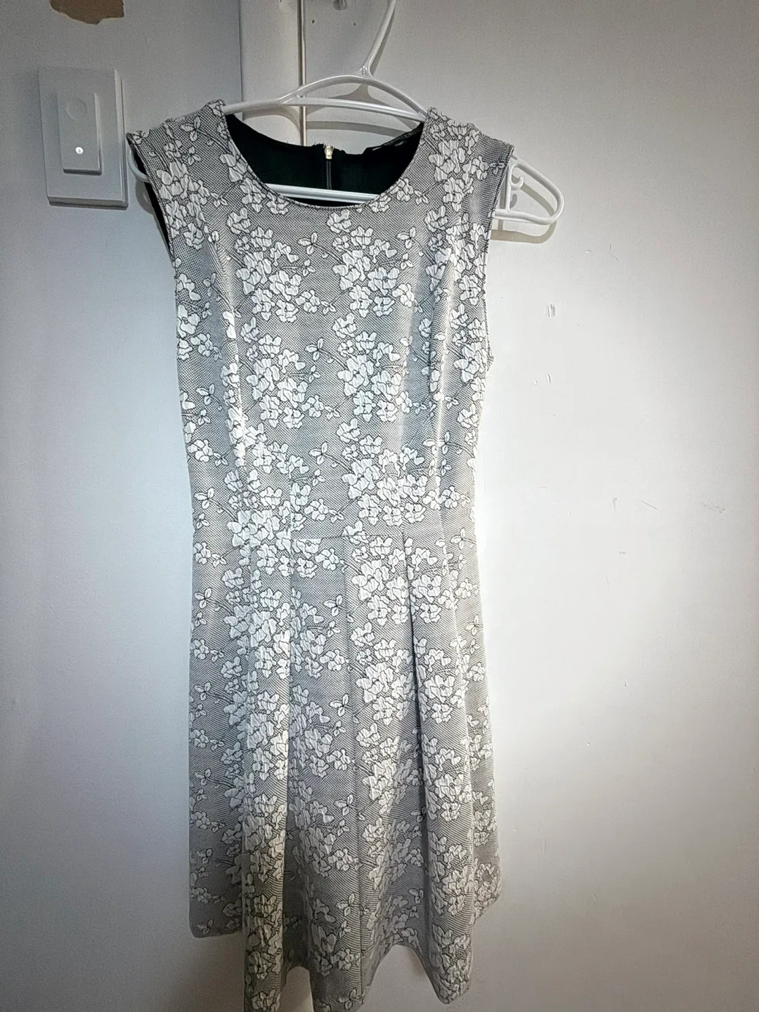 Dynamite Dress - TP/XS size