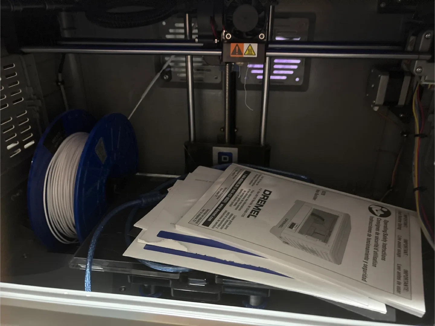 Dremel 3D Printer model 3020 image indicator(9)