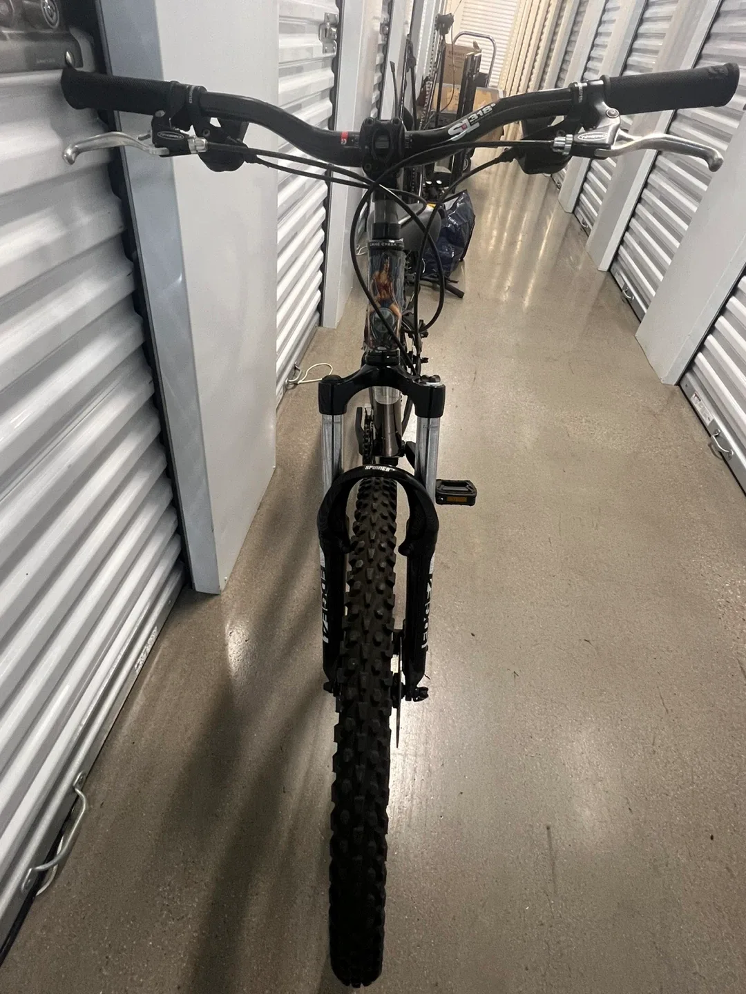 Black Mountain Bike. Moving out of State. All on SALE! . image indicator(4)