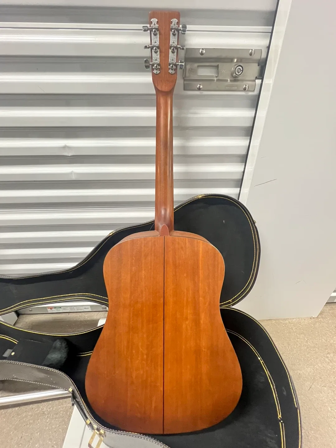 Laredo LW015 Acoustic Guitar with Case image indicator(5)