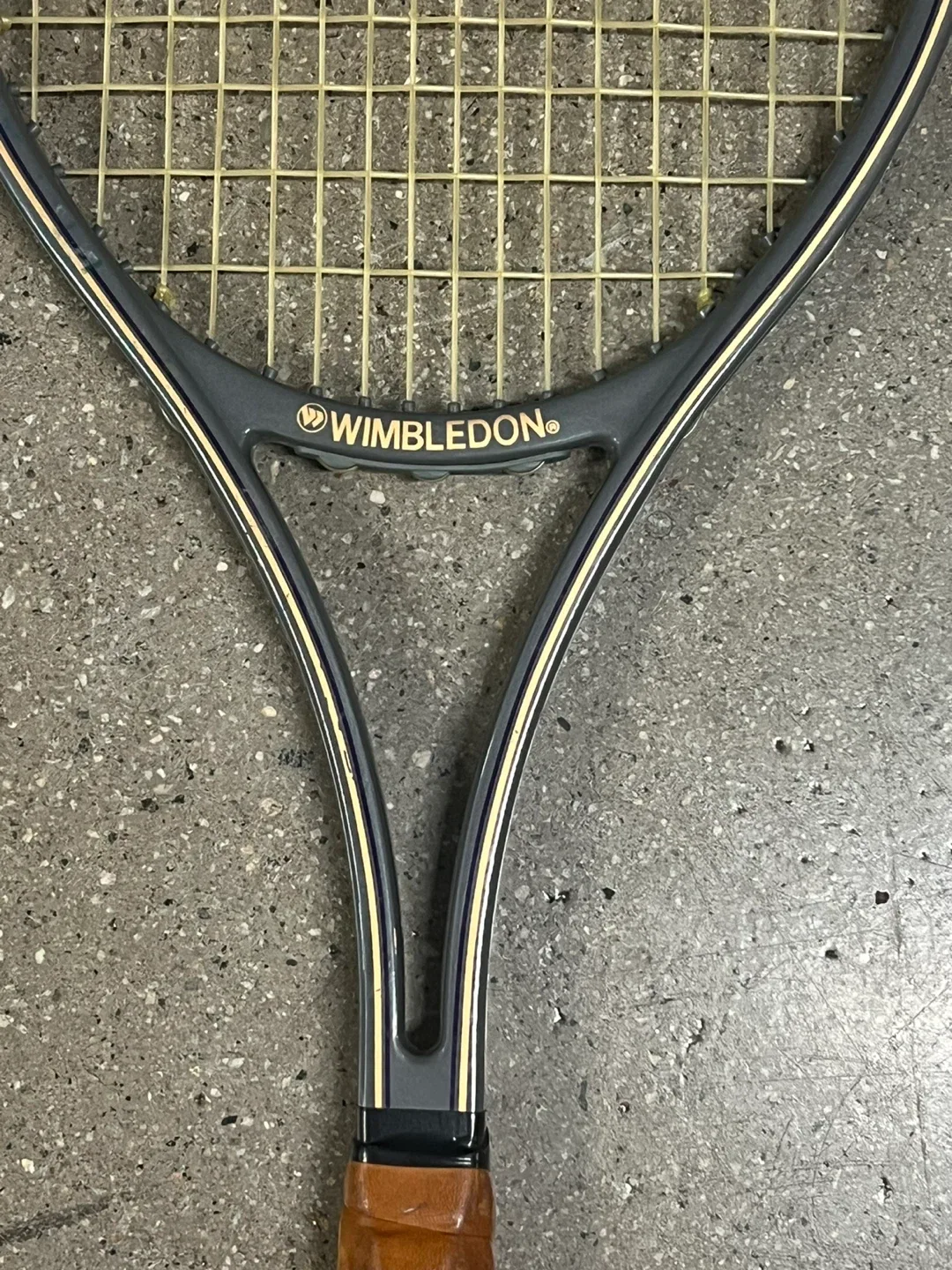 Wimbledon & Donnay Tennis Racquets image indicator(3)