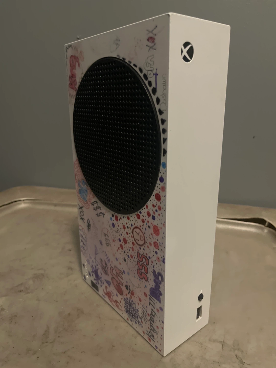 Xbox series S and controller - photo 2