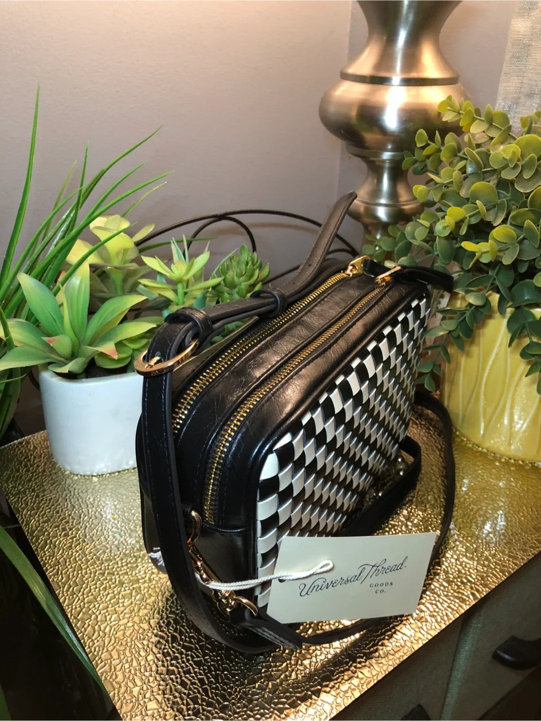 Universal Thread Black & White Checkerboard Crossbody Bag image indicator(4)