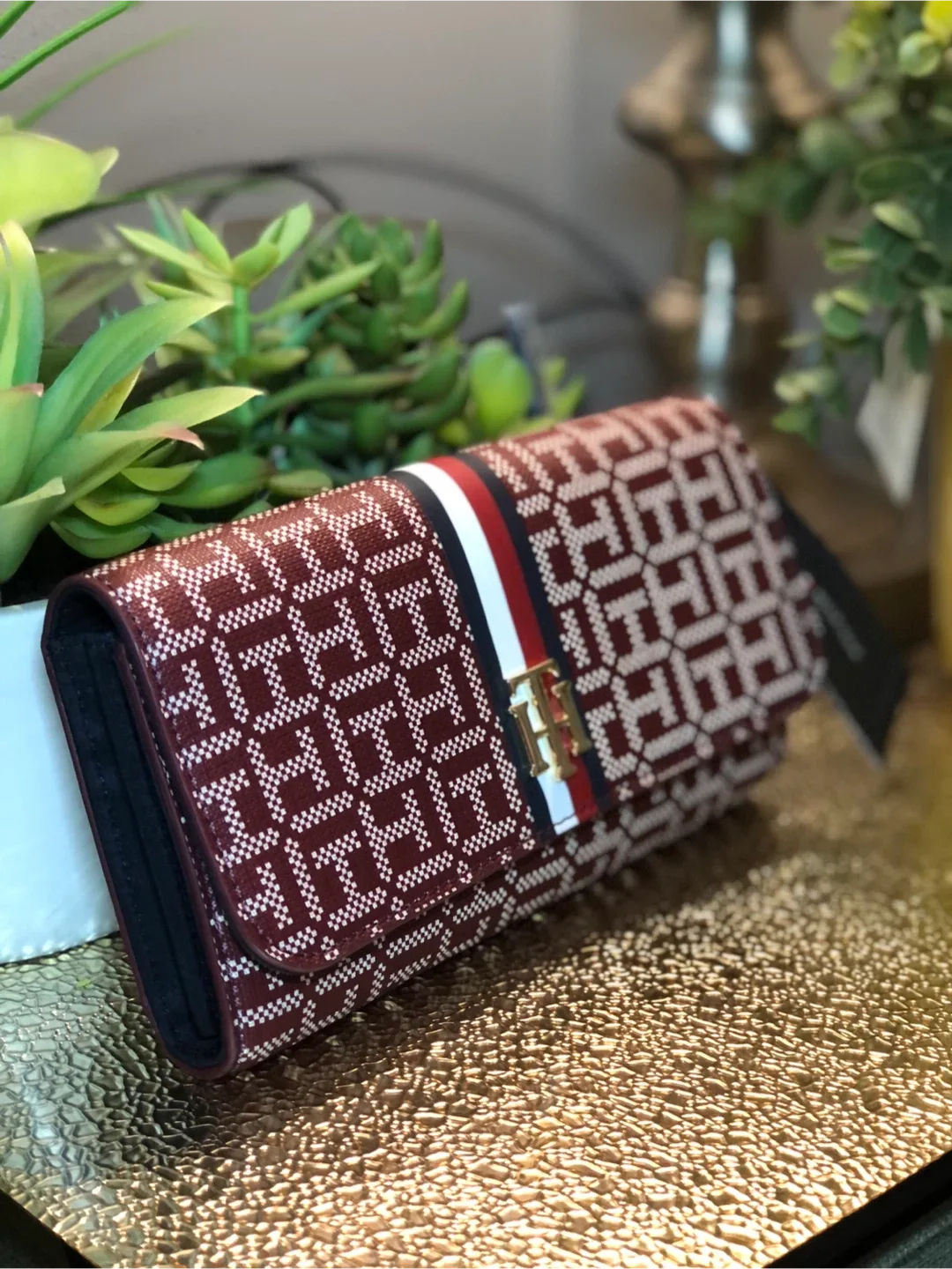 Tommy Hilfiger Wallet image indicator(6)